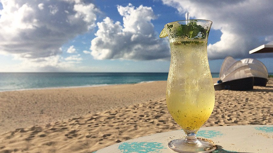 theholidayplace's tweet photo. Cocktail tales: on the beach bar trail in #Antigua
https://t.co/TE8TT8lryA
A new beach bar trail in Antigua invites visitors to take a slow crawl between the beaches of the south and explore this unspoilt, authentically Caribbean island one cocktail at a time... #beachbartrail https://t.co/7PAtNSiO0t