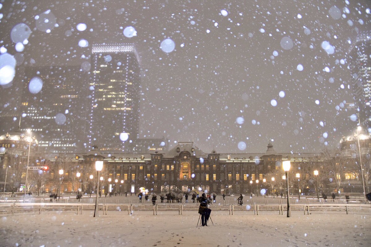 18雪の東京駅