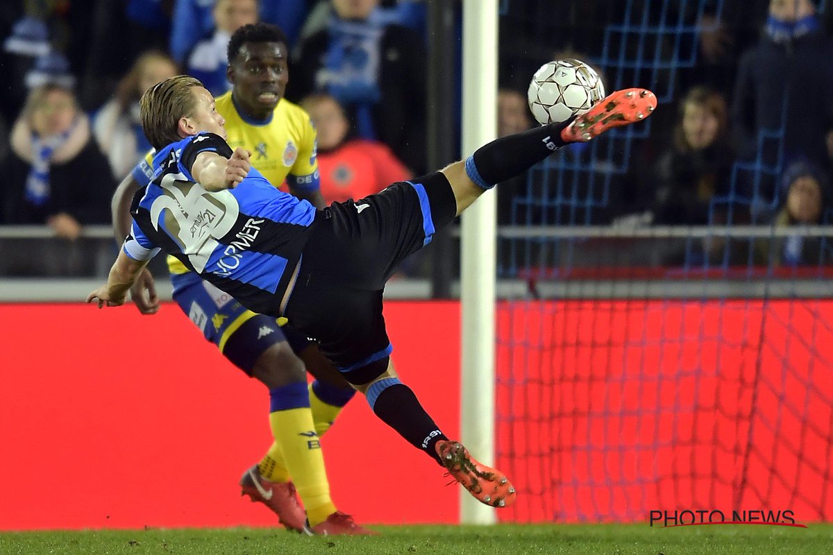 ClubBrugge's tweet photo. Onze @Ruudjevormer8 is genomineerd voor het doelpunt van het jaar. Stemmen maar 👇🏼

https://t.co/QuTtvPjEBv https://t.co/OxIVpDPFmW