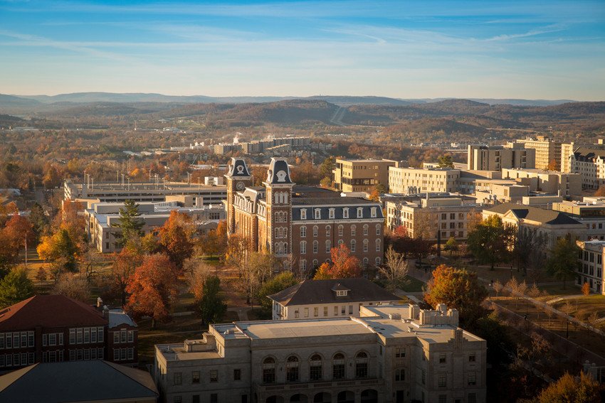 UofA_Engr's tweet photo. #Fayetteville has been named the #1 city in Arkansas by @MONEY Magazine! We love being a part of such a vibrant, growing community! https://t.co/CvuOYbCgb0 https://t.co/SzNtiu3Gys
