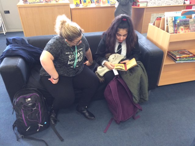 AylwardBookLoft's tweet photo. Reading Buddies has begun! Thanks to year 12 students for #volunteering to mentor our year 7 pupils #improvereading #readingforpleasure https://t.co/1ya1tpCcH4