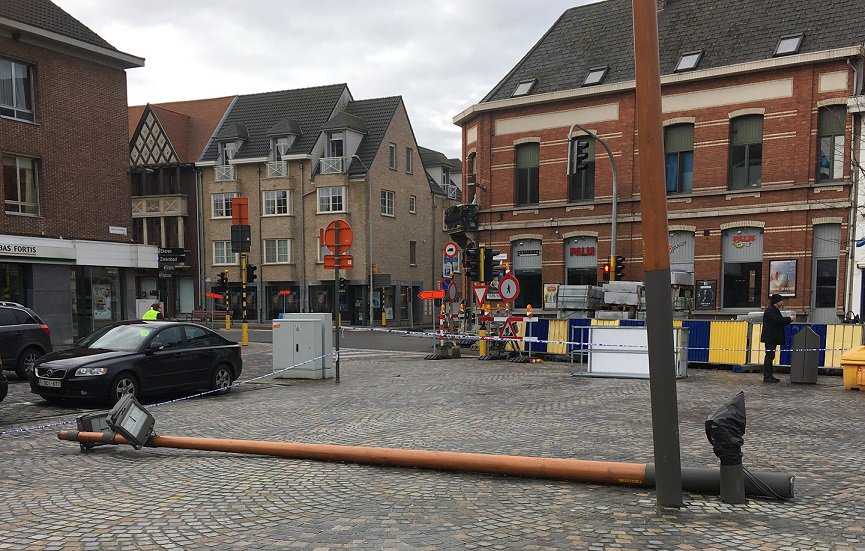 2180_Ekeren tweet picture
