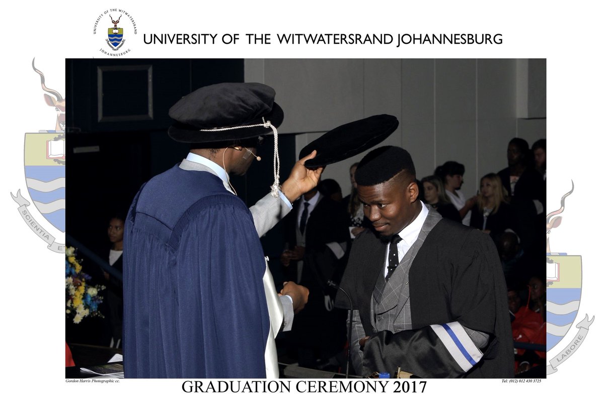 sibisi_sizwe's tweet photo. First degree in the bag, a few more on the way.
#Grad17
#MakeEducationFashionable
#Witsie https://t.co/cXE9rjmHlT