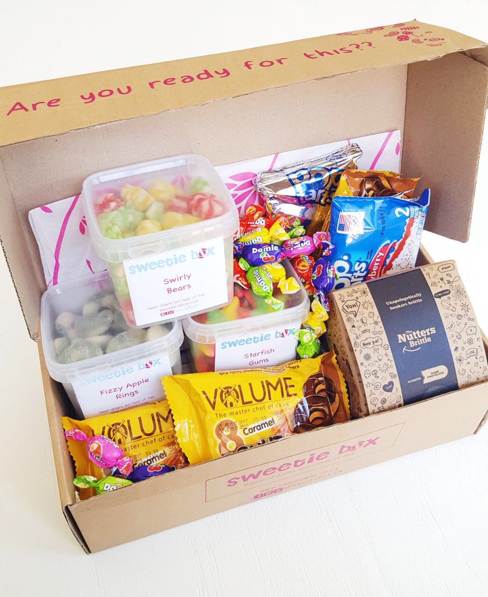 SweetieBoxZA's tweet photo. With SweetieBox, 2018 sure is going to be a sweet one. Visit https://t.co/n0MtyZo7cQ to order your SweetieBox. #SweetieBoxZA #staysweet #sweets #candy #doughnut #gummies #chews #poptarts #snacks https://t.co/0QxrEAm7OF