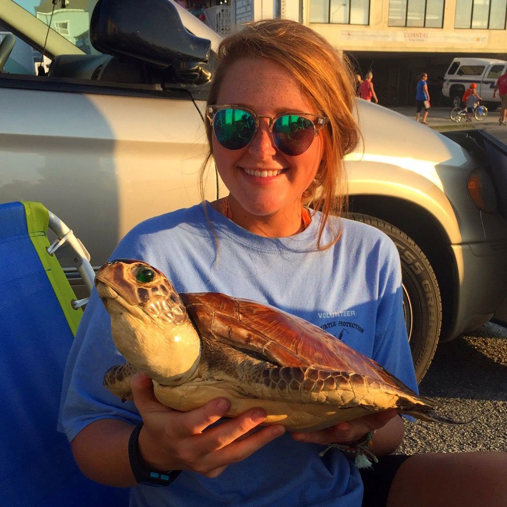 stephaniebutzer's tweet photo. This #HighPoint native and @appstate student recently learned some life lessons from packing up everything she had, moving to the coast, and saving some sea turtles.
https://t.co/ICn8tVa02Y https://t.co/9ZQEgPzMBS