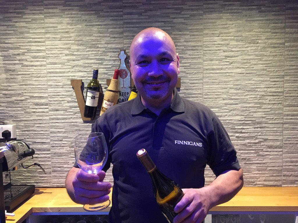FinnigansSutton's tweet photo. We have happy hour everyday from 12-3pm, why not come join us? https://t.co/aqwKcLRCLE