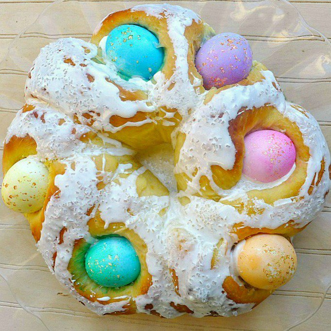allourway's tweet photo. Italian Easter Bread - Corona Pasquale. Delicious tradition. #sweetbread, #Italian_Easter_bread, #brioche, #egg_bread, #colored_Easter_bread, https://t.co/tyDonEGebS https://t.co/mdZqk0xeNG