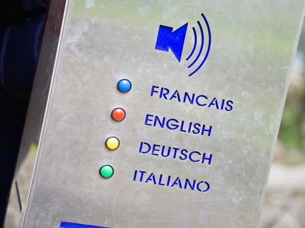 primarutweets's tweet photo. “English is widely spoken in the business world, but neglecting other languages means companies miss out on potential customers.” Good piece by @traduttoreitaru on missed opportunities around #translation in business. https://t.co/MmKfBVggCZ https://t.co/NBNI8kZ6al