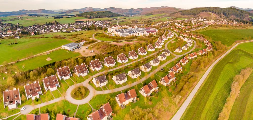 The demand of recreational real estate exceeds the supply. Don't hesitate to invest in our projects! 

(NL): buff.ly/2mZI0r3
(DE): buff.ly/2n1nbeK
(BE-NL): buff.ly/2mZmLWd
(BE-FR): buff.ly/2mZI1eB

#CenterParcs #RealEstate #Investing #Investment