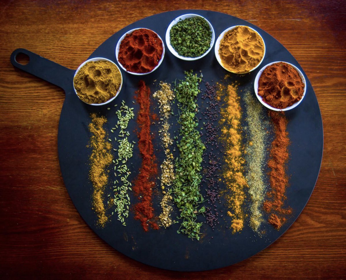 It’s all about the spices in Indian cuisine y’all &amp; that’s what they’re all about @CedarsBrooklyn! Have you been here?! Find them in Cap Hill &amp; U District! #foodporn #seattle 😍😍😍