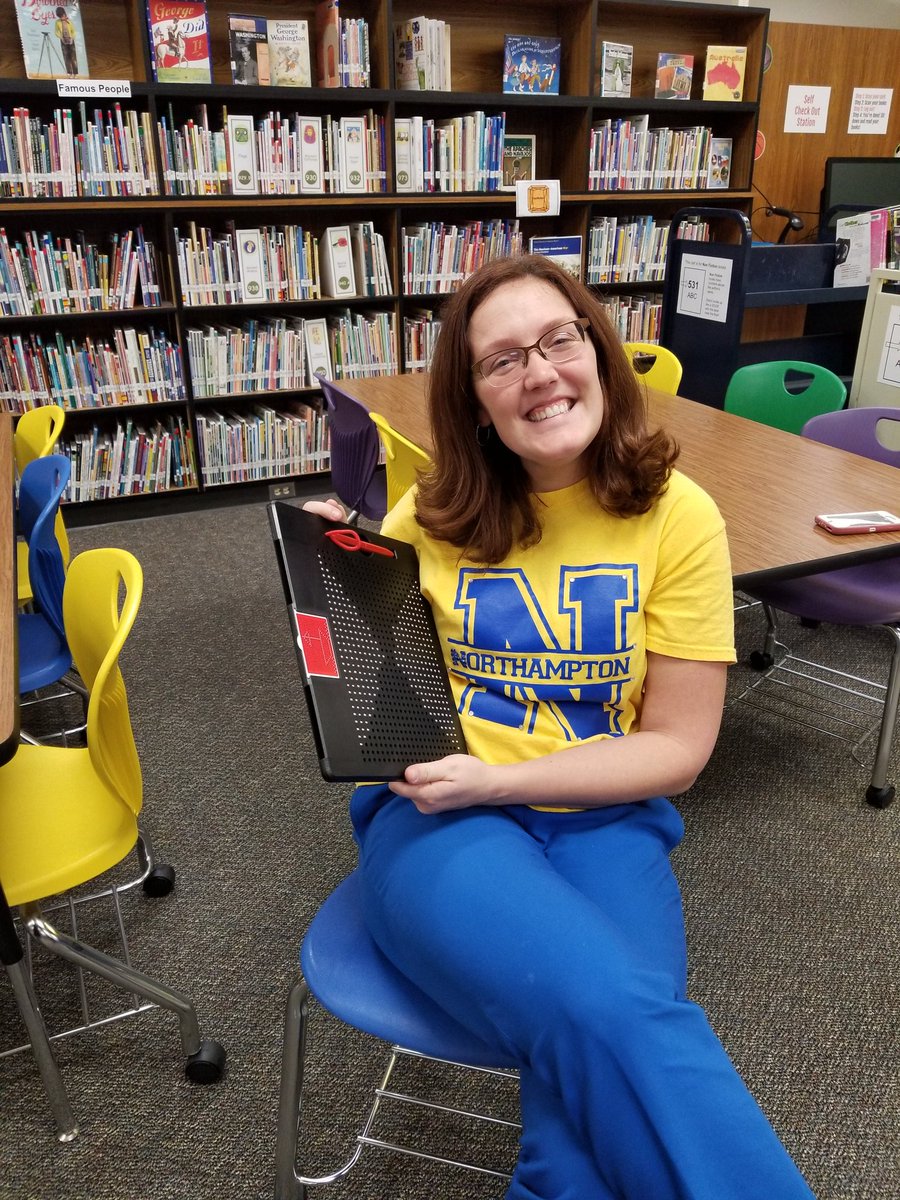 FoxLibraryKISD's tweet photo. Teachers have fun in #makerspaces too! @NorthamptonKISD @calleshaski #promise2purpose #45ycoltstrong #magnatablet https://t.co/9cxQsTbBb6