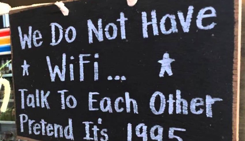 El Mostacho tweet media