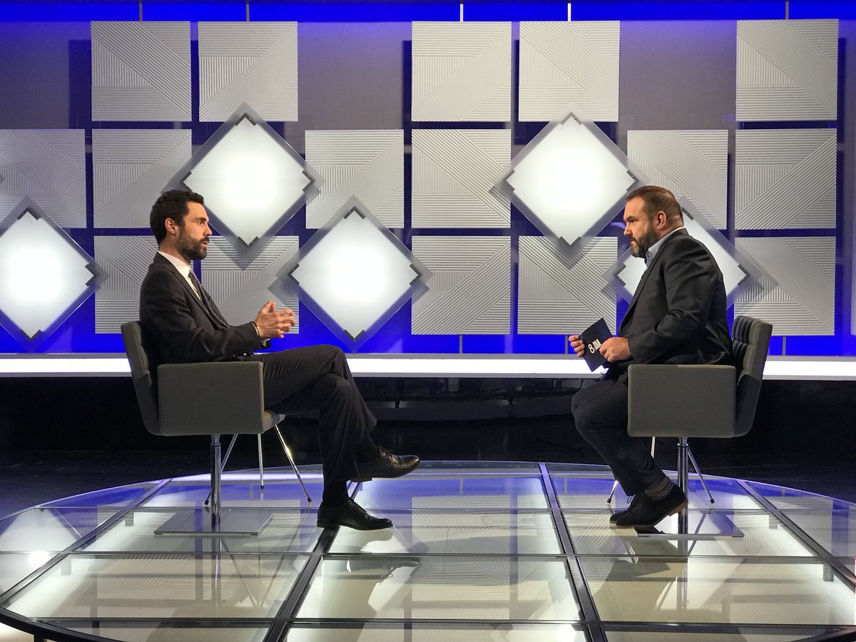 rogertorrent's tweet photo. En Carles Puigdemont no està inhabilitat judicialment i és susceptible de ser investit president de la Generalitat, com qualsevol altre diputat que tingui el suport majoritari de la cambra. En directe a @8aldia. https://t.co/avjHRtlTBK