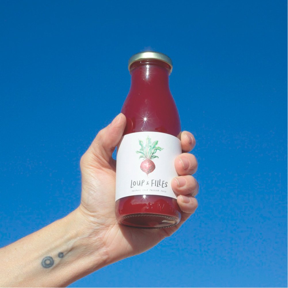 studio_bcn's tweet photo. Healthy Food Places in Barcelona #24. Who has the best juice? Loup&amp;Filles!  https://t.co/EnkHJbhVU9  #thedetoxjourney #loupandfilles #coldpressed #barcelona #juice #thegreenspot https://t.co/oY9YaRp9jL