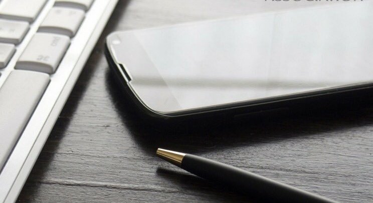 TheTutorsAssoc's tweet image. New on @TheTutorsAssoc Blog, with @Bett_show is on this week, guest writer and education consultant @joenutt_author  discusses tutoring and the lure of technology in education: thetutorsassociation.org.uk/node/239 #edtech #education