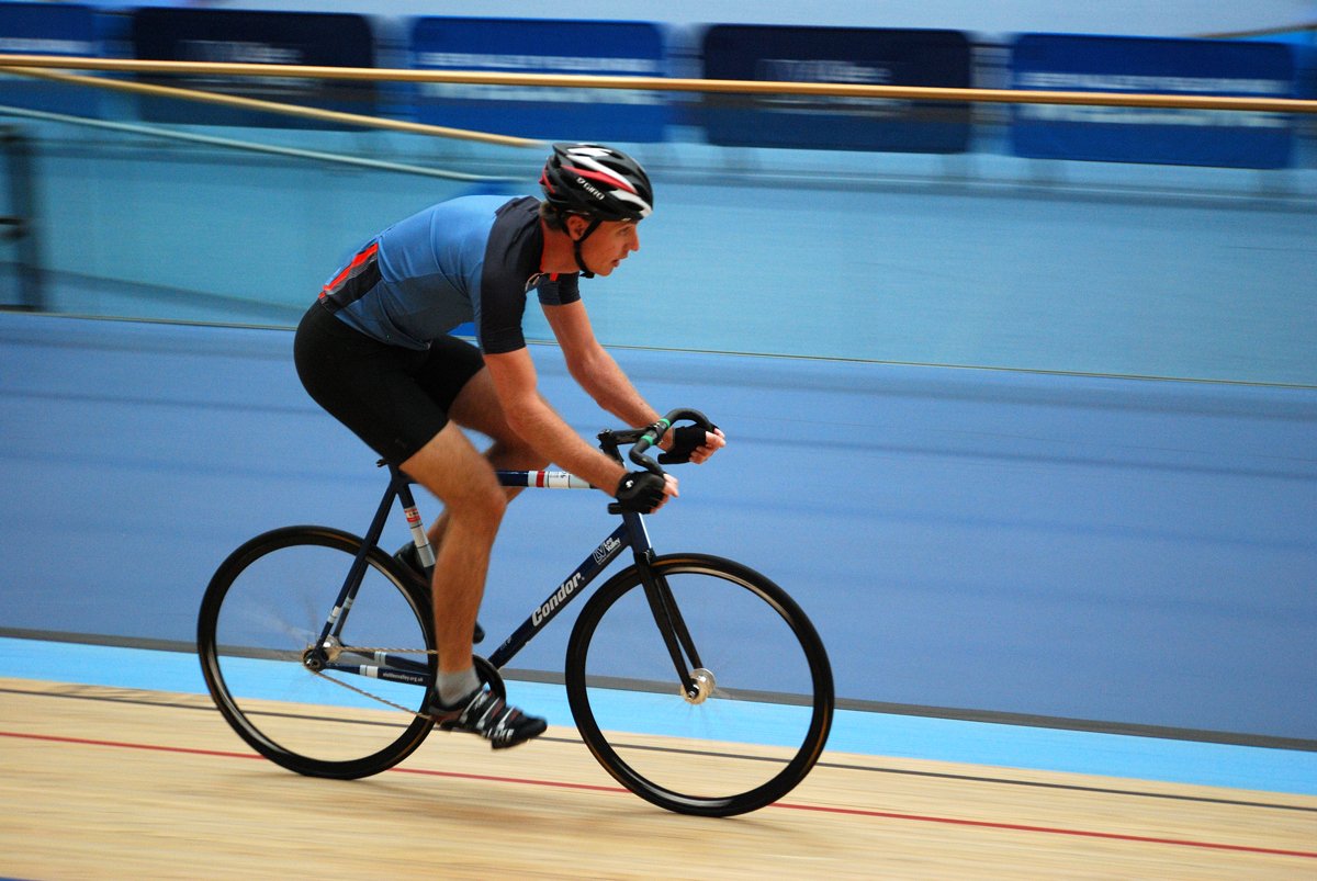 HCC_UCLH's tweet photo. Looking forward to Cyclotopia 2018 @LeeValleyVP ! #Cycling for all abilities, beginner to elite, road track to velodrome, plus mountain bike trail and kid's #BMX ! Free bike and helmet use. booking soon, email uclh.hcc@nhs.net for more information! #Cyclotopia #fundraising #HCC https://t.co/qp1nbfiMbF