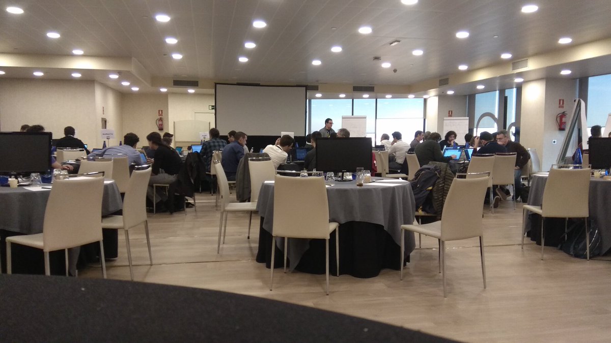 fforcn's tweet photo. Having fun with @Microsoft #iothackfest #iot #Hackathon https://t.co/zowtPQgJDj