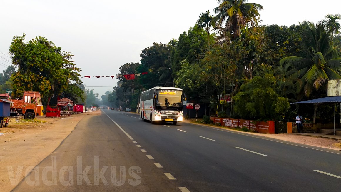 vadakkus's tweet photo. Kerala KSRTC Scania RP655 on an Empty Highway https://t.co/6dxCePA3mf #fottam @ScaniaIndia #BusTwitter https://t.co/C86adq6fVg