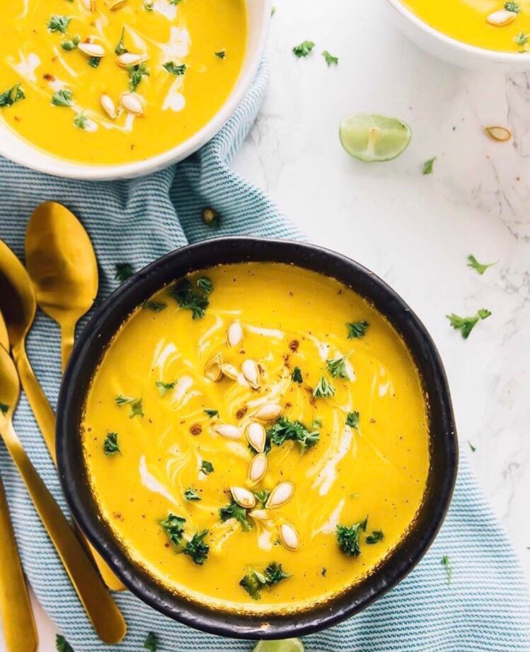 powerfoodies's tweet photo. Check out this very delicious and healthy comfort food recipe thatโs perfect for #DetoxJanuary. This vegan butternut soup is so colourful and filled with a lot of pumpkin (a typical winter veggie). The recipe is from: https://t.co/XmB7iZxMb8 ๐๐ผ๐ https://t.co/h97SFQe6XU