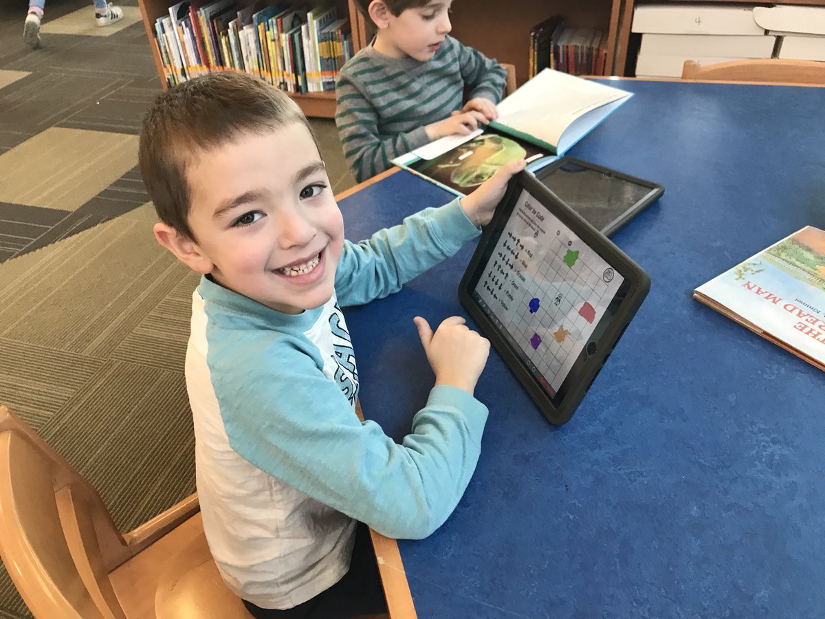 Nodell_library's tweet image. These kindergarten Ss are rocking their @kid_OYO #ColorByCode challenge using @school4one to submit their work @Hampton_Street Working for those #badges