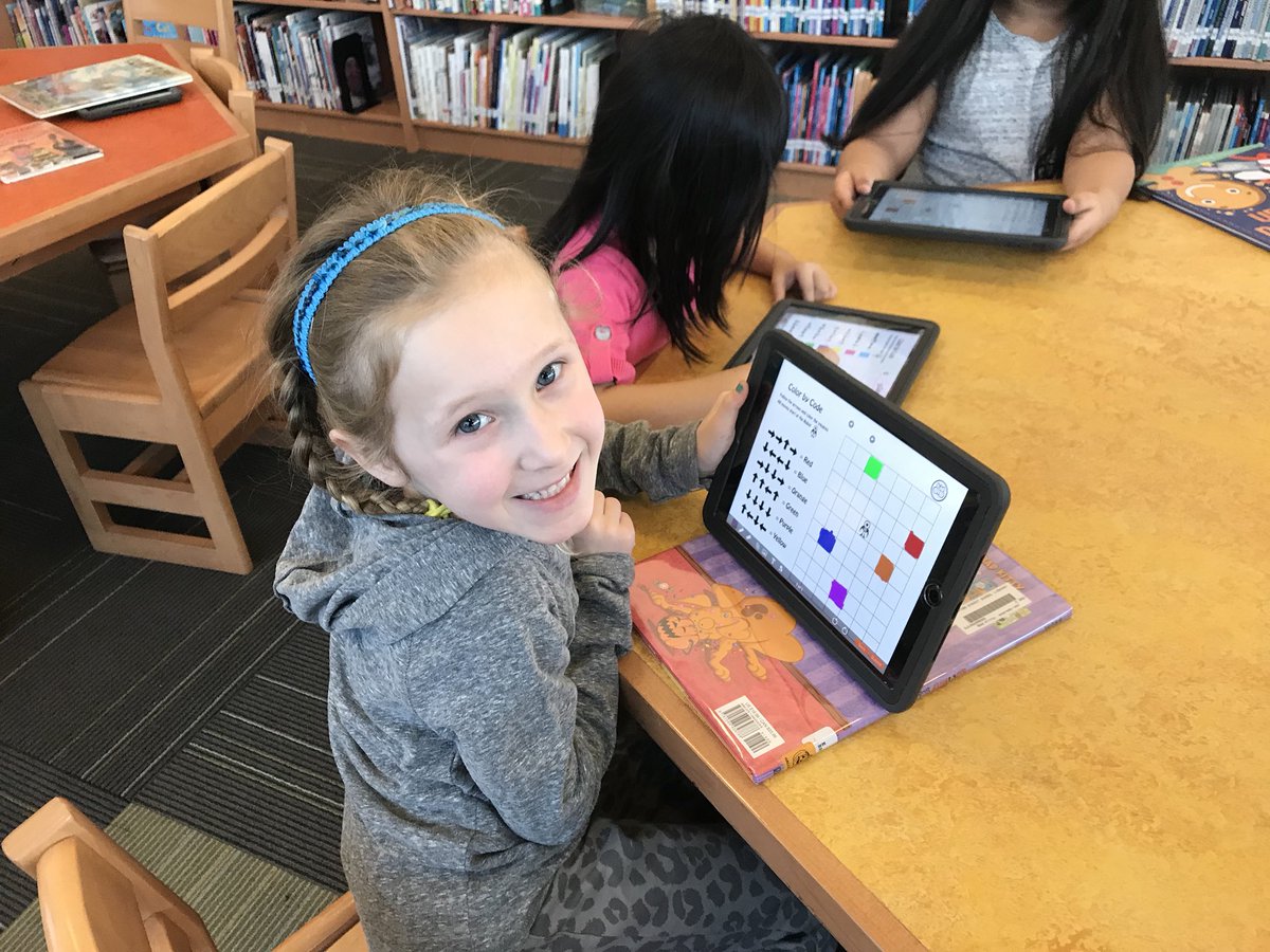 Nodell_library's tweet image. These kindergarten Ss are rocking their @kid_OYO #ColorByCode challenge using @school4one to submit their work @Hampton_Street Working for those #badges