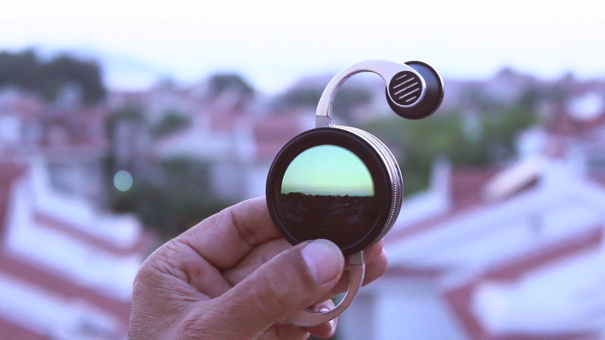 BoostWatchFaces's tweet image. Look what we have just stumbled upon! 😯
That's the most unusual and weird #smartwatch... probably ever 😄

And you can even put your own #AppleWatch / #Moto / #SamsungGear or #LGWatch in it.

Just watch it, this is simply incredible 😂 -  goo.gl/Dw1HsG