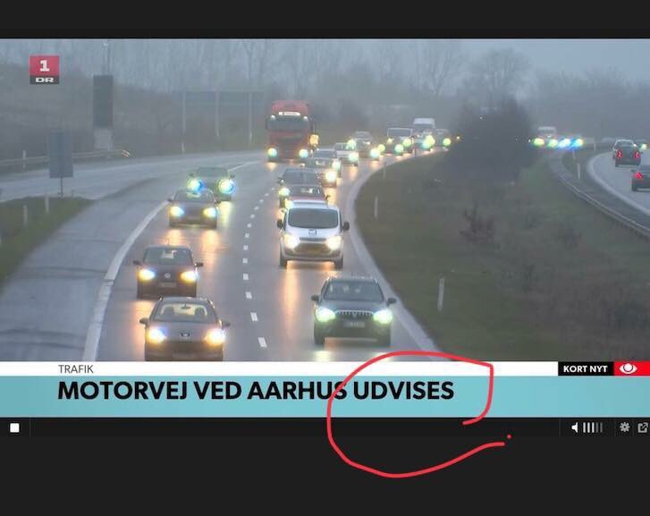 janriber's tweet image. ? Gad vide hvilke partier der har været inde over denne trafikpolitiske aftale 😂