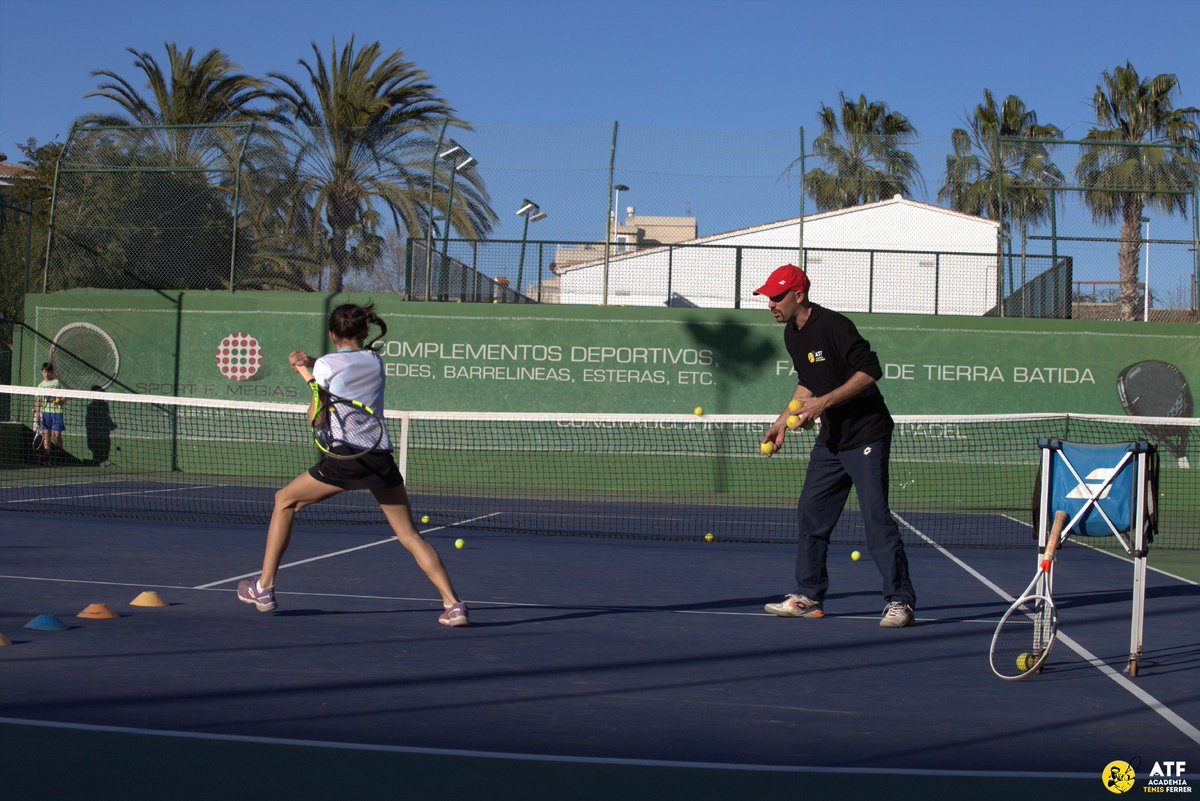 ferreracademy's tweet image. #Footwork. Agility, speed and coordination in every movement of the lower body is key to right positioning for the ball hitting. #AnnualProgram #Tennis #Ferrer #Method✌️🔝🎾🎾
