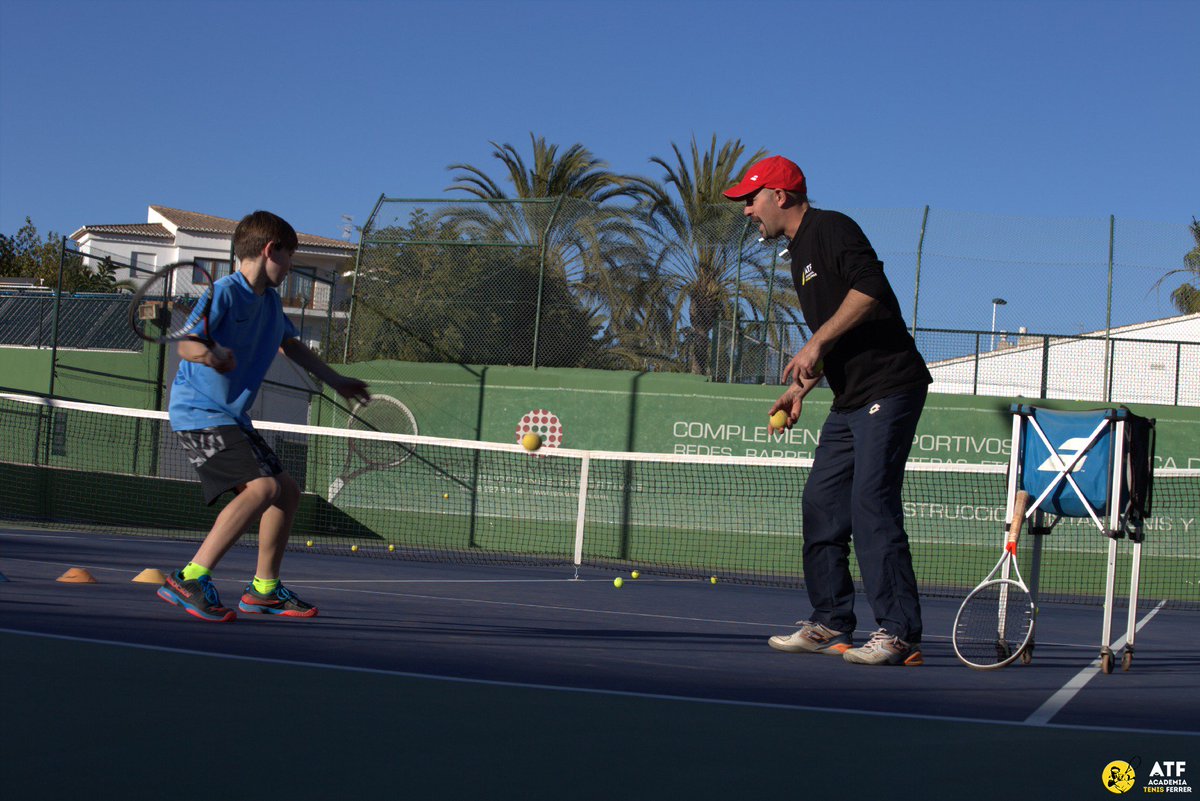 ferreracademy's tweet image. #Footwork. Agility, speed and coordination in every movement of the lower body is key to right positioning for the ball hitting. #AnnualProgram #Tennis #Ferrer #Method✌️🔝🎾🎾