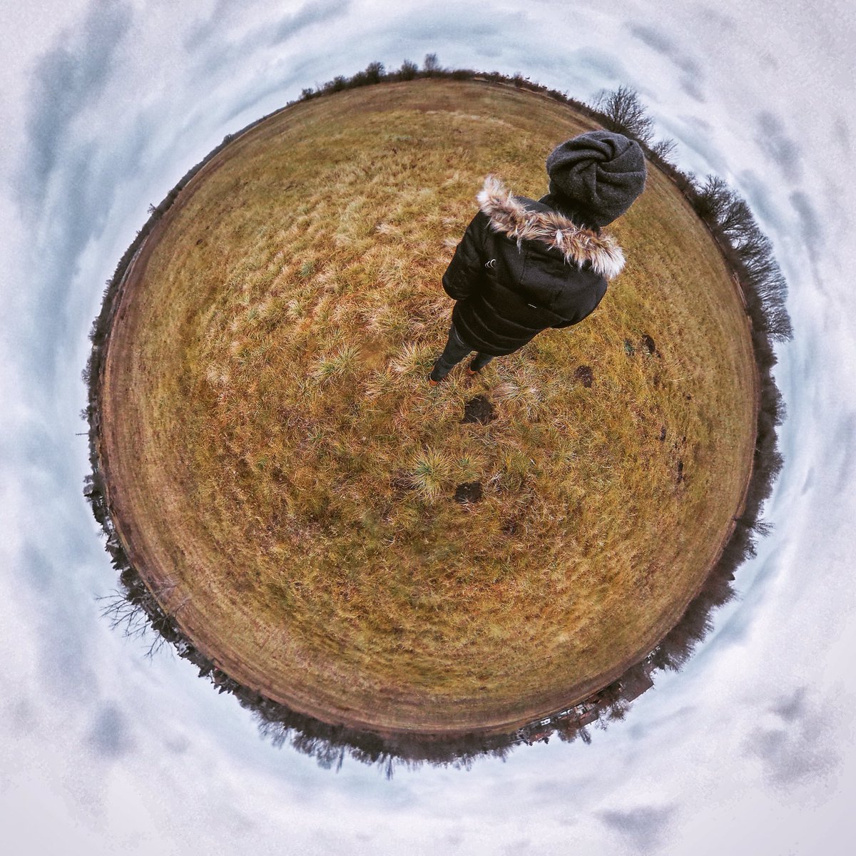 gaba_vr's tweet photo. Destination: Unknown 
#rearguard360 #flyingcam #clouds #wanderer #adventure #traveller #travel #walk #winter #360 #360camera #360cameras #360photo #360photography #lifein360 #littleplanet #littleplanets #theta #theta360 #tinyplanet #tinyplanets https://t.co/aVkqjib951