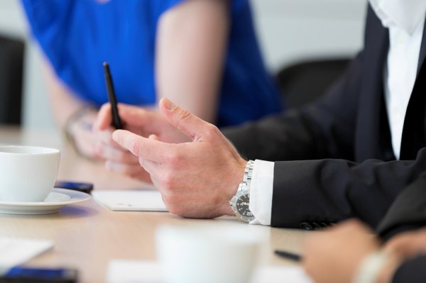 RichardJCleary's tweet photo. Come along to our Tech Industry Breakfast Briefing on 8th Feb in Reading covering management incentives, US Tax reform, IP, IFRS 15 and more https://t.co/nZbVmifwGh