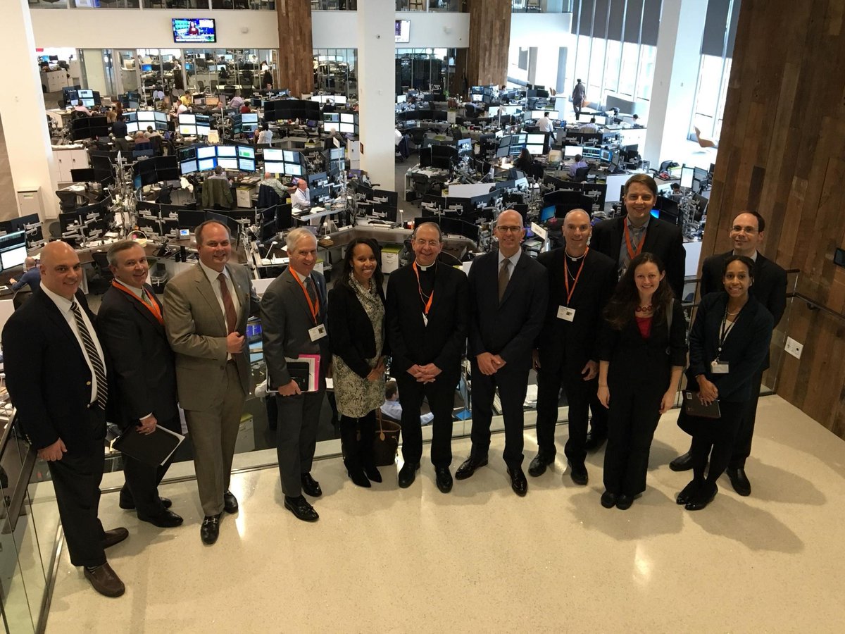 ConstellationEG's tweet image. CEO Joe Nigro and members of the @ConstellationEG team hosted Archbishop William E. Lori and other @archbalt leadership today at our Baltimore HQ. Great opportunity to discuss how we’ll continue working together to positively impact Baltimore.