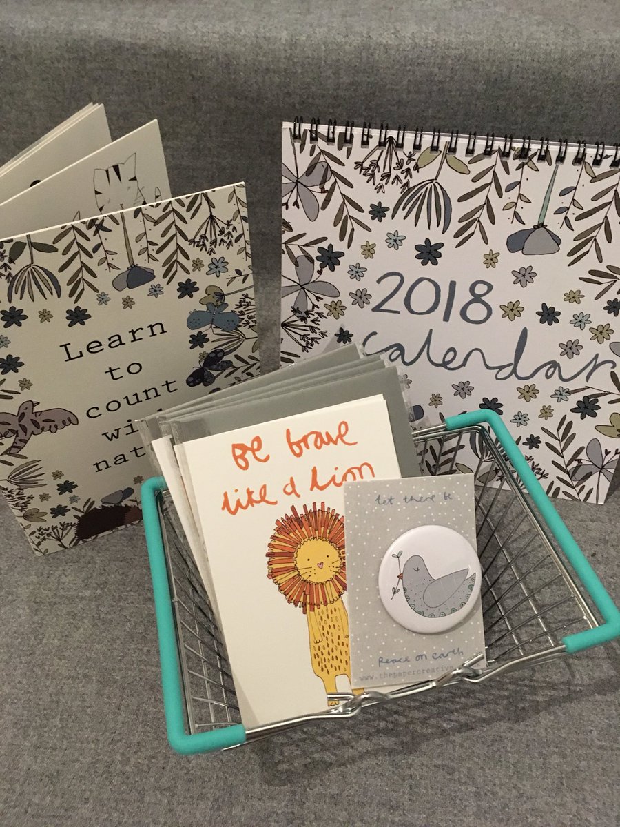 papercreative1's tweet image. Did you know I have a online ETSY shop stocked with over 20 different greetings cards designs, books &amp;amp; prints? The link is in my profile. 💌🛒 #onlineshop #stationeryaddict #papercreative #papergoods #snailmail