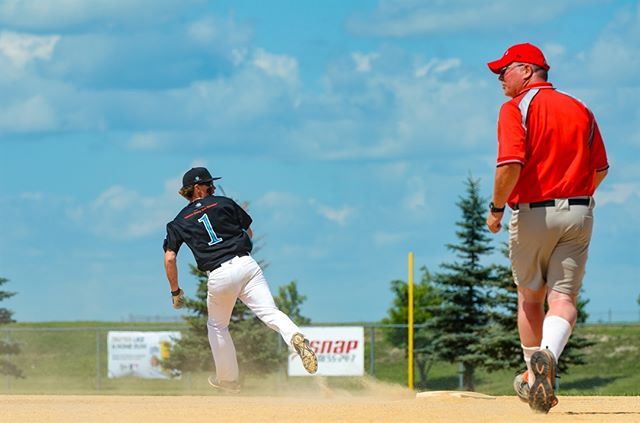 spnslopitch's tweet photo. Chill AB vs WPG Wingmen Rounds Second Saturday Aug 5_2017
.
#ProvincialPhotos #heysaskatoon #heylangley #heywinnipeg #heymoncton
.
⚾ 🇨🇦 🚀 🍺 ⚾ ⚾
.
Use #spnnationals2017 to share your posts on Facebook, Instagram and Twitter
.
#canada150 #justplays… https://t.co/fTE26c9udS https://t.co/DhmwSUpHb8