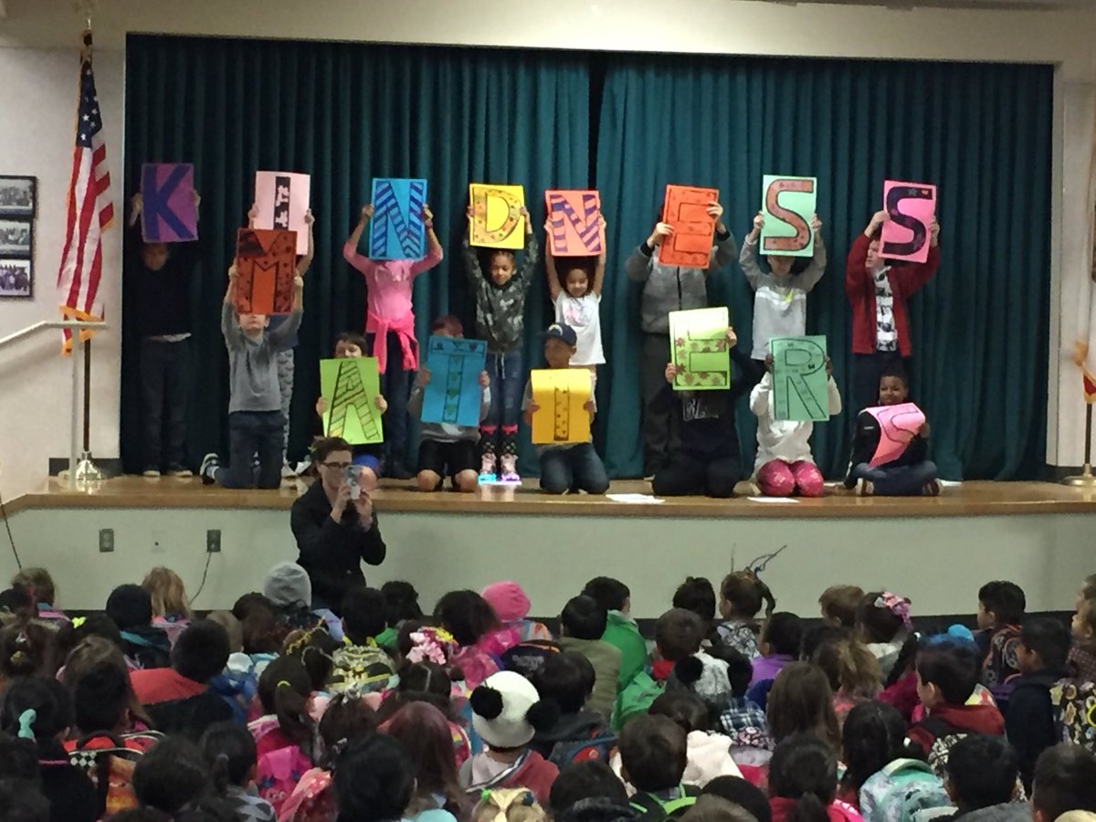Kicking off off Kindness Week <a href="/HannStingrays/">Hannalei Elementary</a> lead by students!   So proud of our Stingrays!