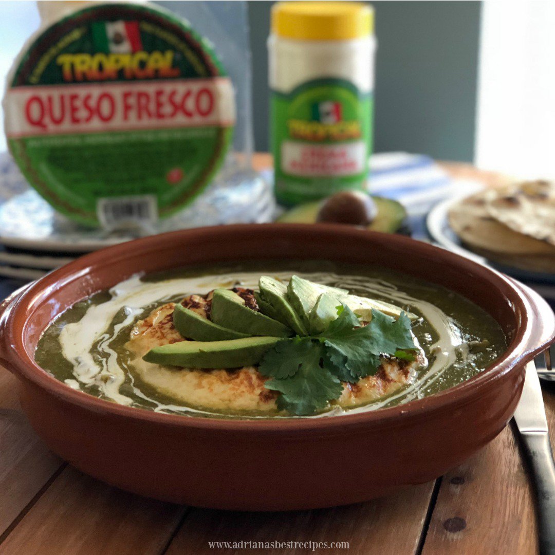 ABRecipes's tweet photo. AD ~ The grilled queso fresco is served with homemade salsa verde, cactus, avocado and crema mexicana. Recipe made with @TropicalCheese https://t.co/bfmUzxy4Vs #TropicalCheese #QuesoTropical #QuestForQueso @dimemedia https://t.co/4YeyH2N5Zh