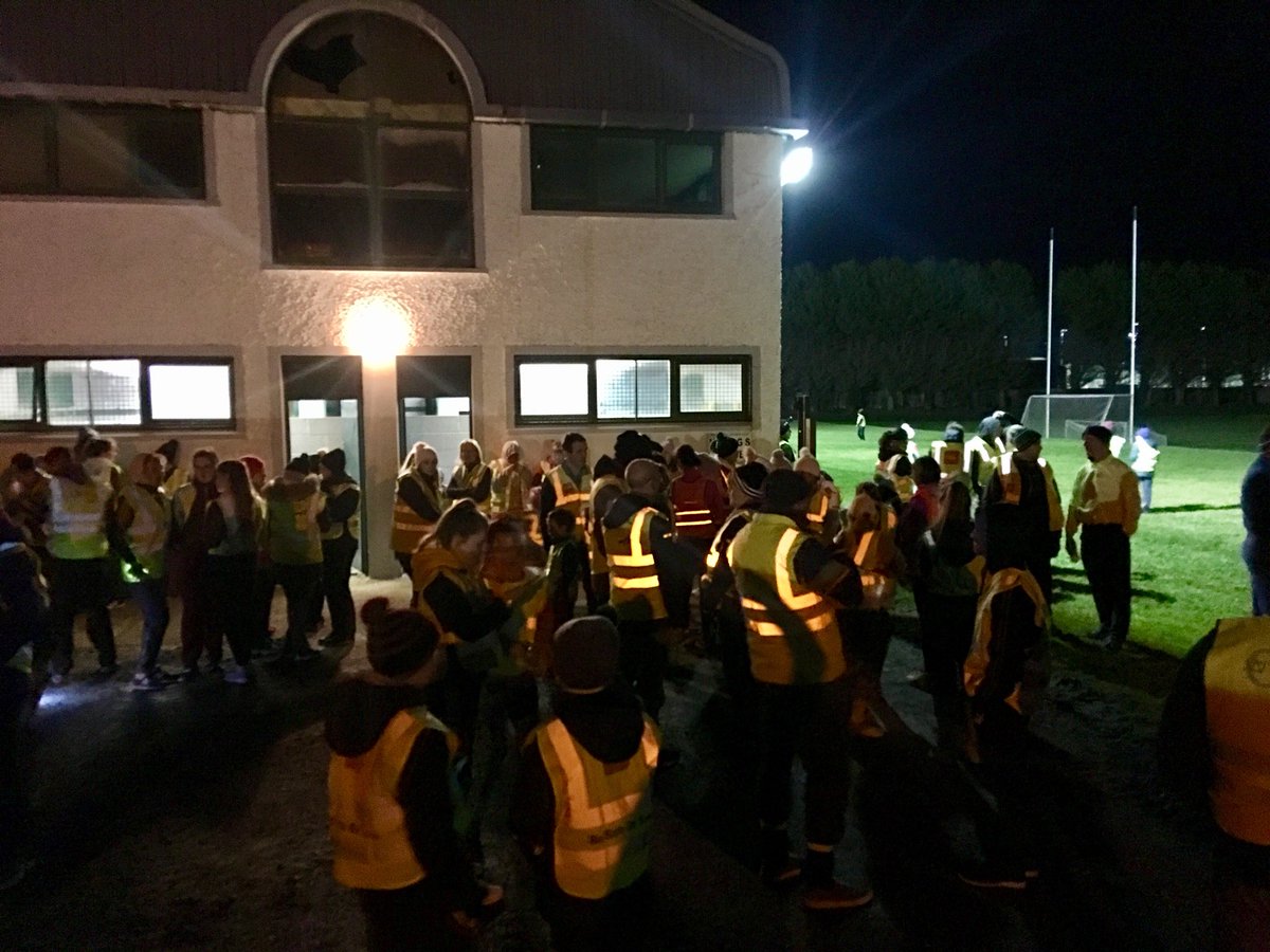 gbgaaclublimk's tweet photo. Just under 200 participants at our community walk tonight. Ireland Lights up with the #Gaa is a great initiative to get people active. Thank you to all those who helped and took part! #granagh #ballingarry https://t.co/HYAFmwO1Lh