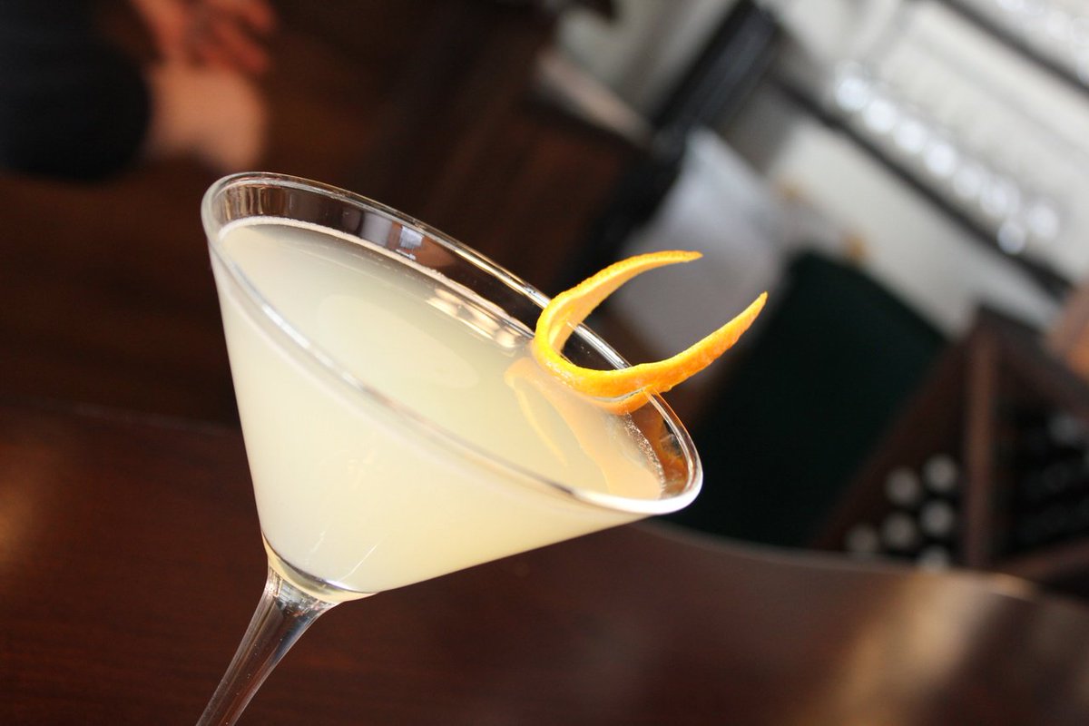 Feeling stuck in a rut? Our Happy Hour can fix that. Join us Monday through Friday from 4 pm to 6 pm OR every day from 9 pm to close.