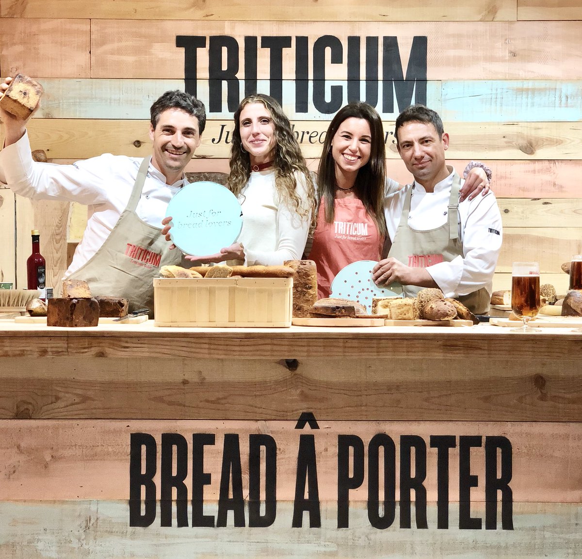 Somos “Bread Lovers” ❤️
Primer día en <a href="/madridfusion/">madrid fusion</a> ☺️
Mañana más ➡️ Stand 63 🌸