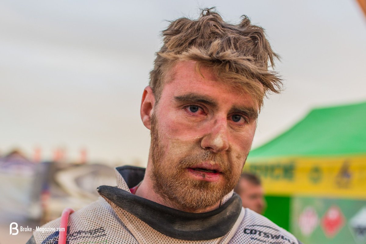 wearebrake's tweet image. A big happy birthday to our editor @theonecalledllel 27 years young 👊🏻🍻🎉
#birthdayboy