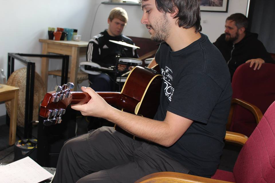 Welsh_ICE's tweet photo. Meet @recrockwales! A #socialenterprise who run #Music Workshops for people of all abilities. #icemember #coworking https://t.co/eoCGdsdBKy https://t.co/4LgUY68Zhw