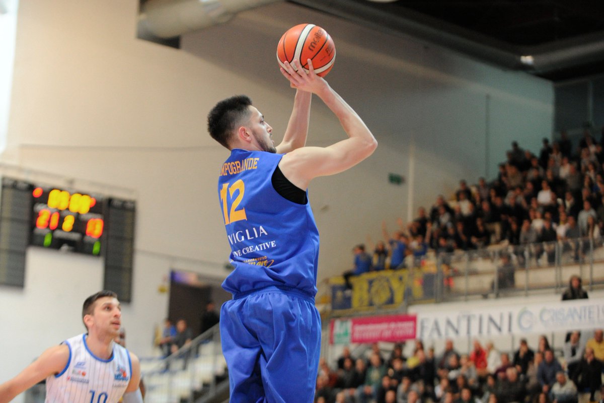 Altra giornata di career-high per @lucacampogrande:
🔝 21 punti
🔝 11 rimbalzi
🔝 4 canestri segnati da 2
🔝 4 canestri segnati da 3
🔝 11 rimbalzi totali
🔝 10 rimbalzi difensivi
🔝 27 di valutazione
🔝, se non si fosse capito 😅