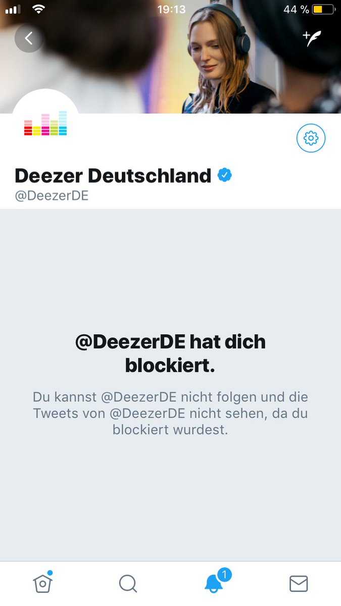 TeamDMTNClan's tweet photo. @JellyFischchen @HeiRosRegina @DeezerDE @miikesinger Wer blockt verliert ha https://t.co/I3q4GayJ8S