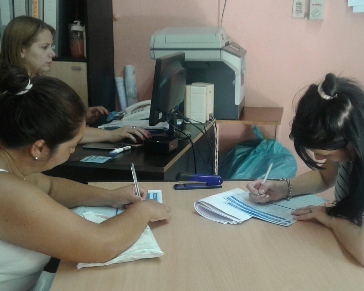 1soljaime's tweet photo. Comenzamos con la inscripcion de la tercera y ultima quincena para la Colonia Municipal #PoliBellaVista #SubsecretariaDeDeportes #Colonia2018 #IntendenciaJaimeMendez @hugoreverdito @dlTorrePablo @DARIO1166 https://t.co/6qNsB5nyyV