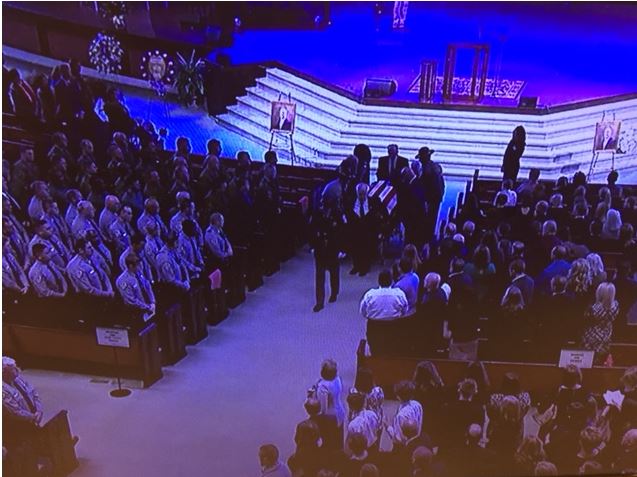 JeffMonheit's tweet photo. Celebration of life for York Co. Det. Mike Doty ends. Procession will bring Doty to Forest Hills Cemetery in Rock Hill. #wccb #RIP809 https://t.co/uoM5JrhufF