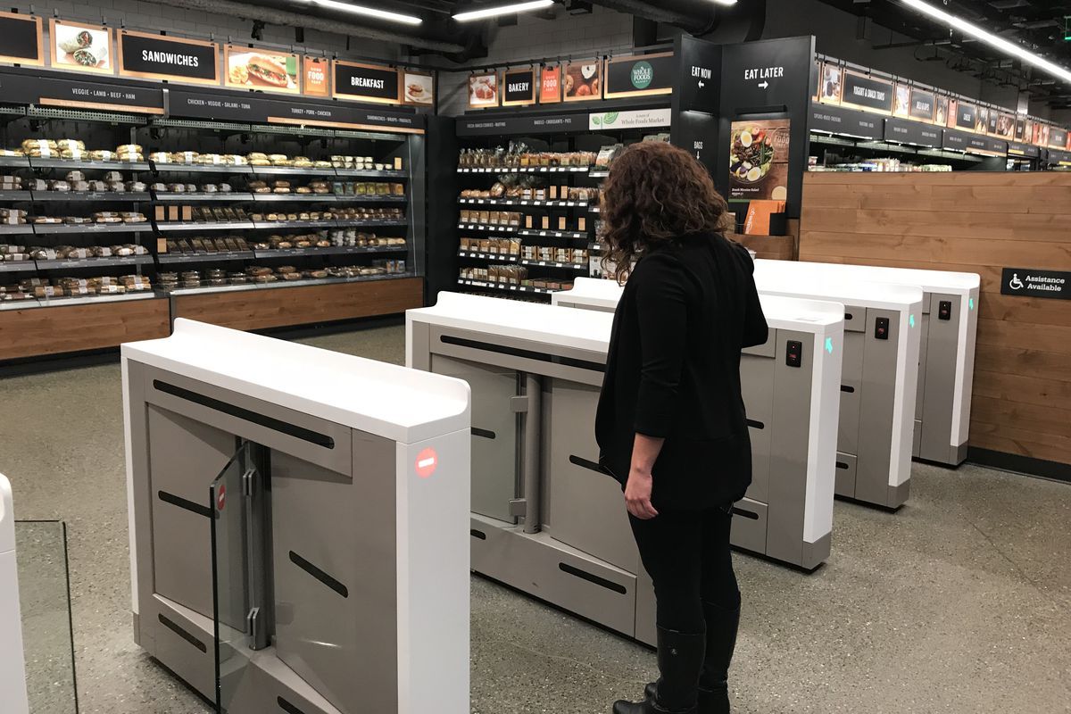 FlashTweet's tweet photo. 1️⃣[#Innovation] C'est parti pour #AmazonGo, le magasin du futur sans queue et sans caisse ! https://t.co/X9xcpSbHQR v/@recode #FlashTweet

#Retail #tech #Amazon #futureofwork #commerce #technology #TransfoNum #Transformation #Future #FutureDecoded https://t.co/f3x558JdL4