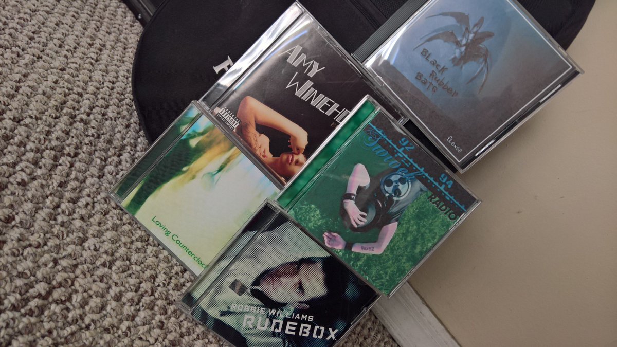 swivek's tweet photo. Final 2006 albums #swivek #robbiewilliams #almostcharlie #amywinehouse https://t.co/1jZjCpAKAL
