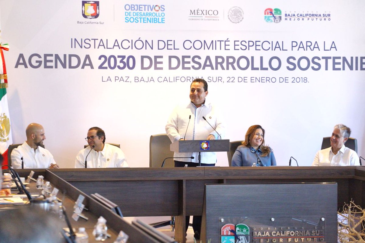 Carlos Mendoza Davis tweet media
