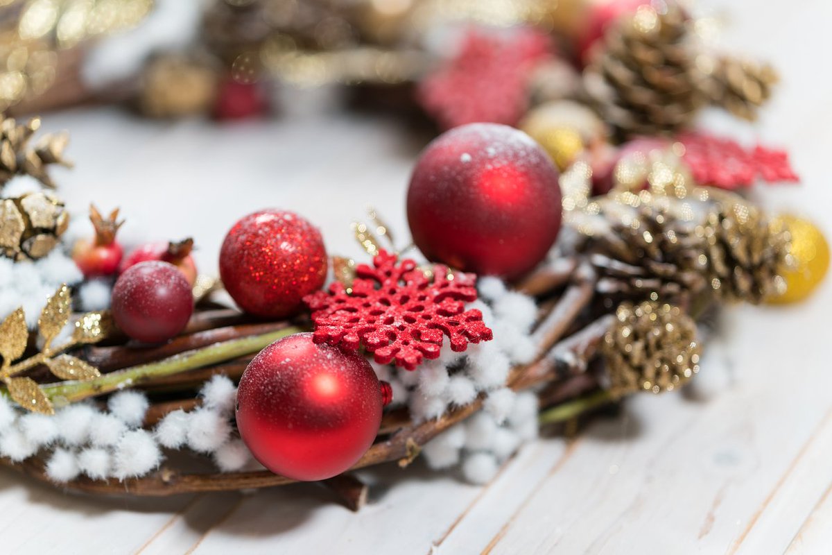 storagechoice's tweet image. Instead of taking valuable space in your garage or basement, put your boxes of holiday decorations and decor into a Storage Choice storage unit. This is a convenient and affordable option to keep your belongings safe and out of the home until next year! bit.ly/2bIiVOm