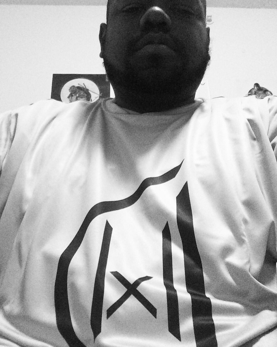 MindsetTweets's tweet image. Athletic Shirt came out Backwards but taking steps Forward so still a WIN 😎😂💯🔑 #DeterminedMindset #Determined #Mindset #Determination #DM #Discipline #Fashion #Sports #Fitness #Motivation #MotivationalQuotes #MotivationalSpeaker #Success #Business #Businessman #Entrepreneur